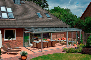 Ein neues Terrassendach gibt es bei Ihrem Meisterbetrieb Martinez GmbH aus Karben