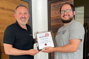 Wir freuen uns, dass Herr Giuseppe Daniele bereits seit 25 Jahren Teil der Rafael Martinez GmbH ist